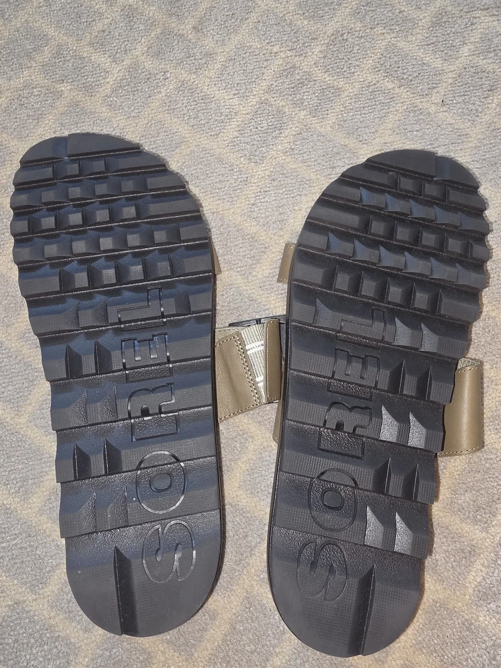 Sorel Olive Green Leather Slide with Black Logo Print